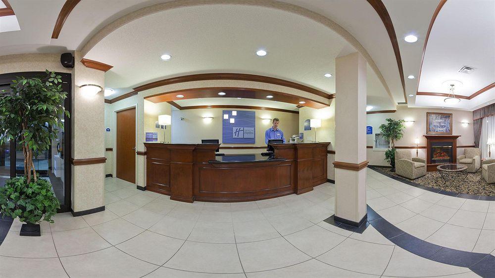 Holiday Inn Express Hotel & Suites Barrie By Ihg Kültér fotó