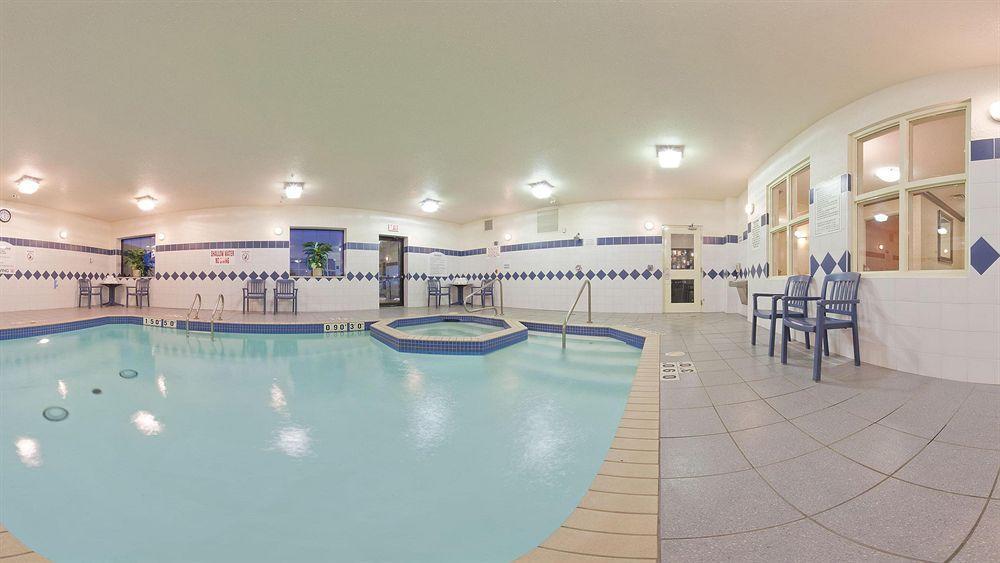Holiday Inn Express Hotel & Suites Barrie By Ihg Kültér fotó