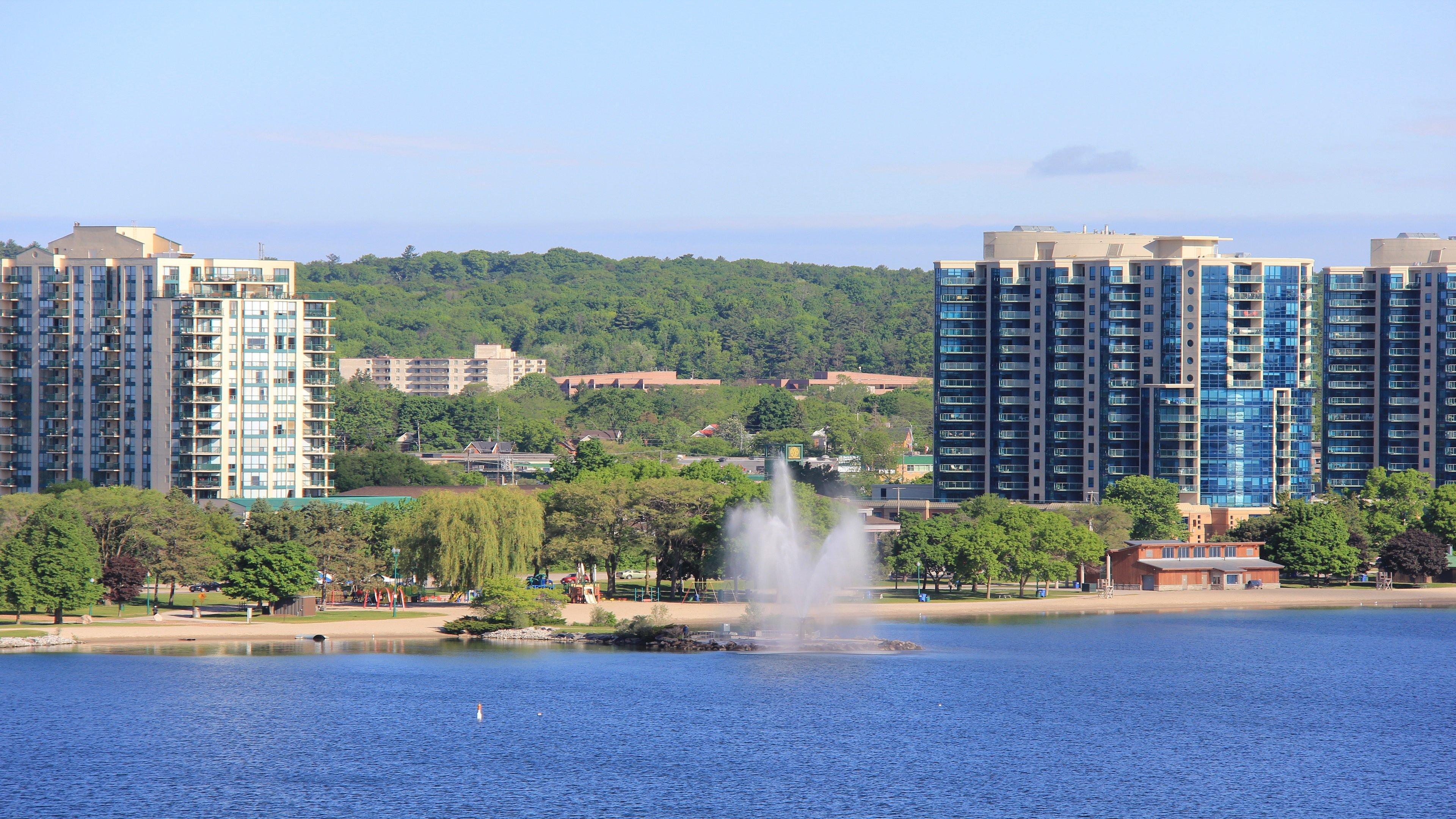 Holiday Inn Express Hotel & Suites Barrie By Ihg Kültér fotó