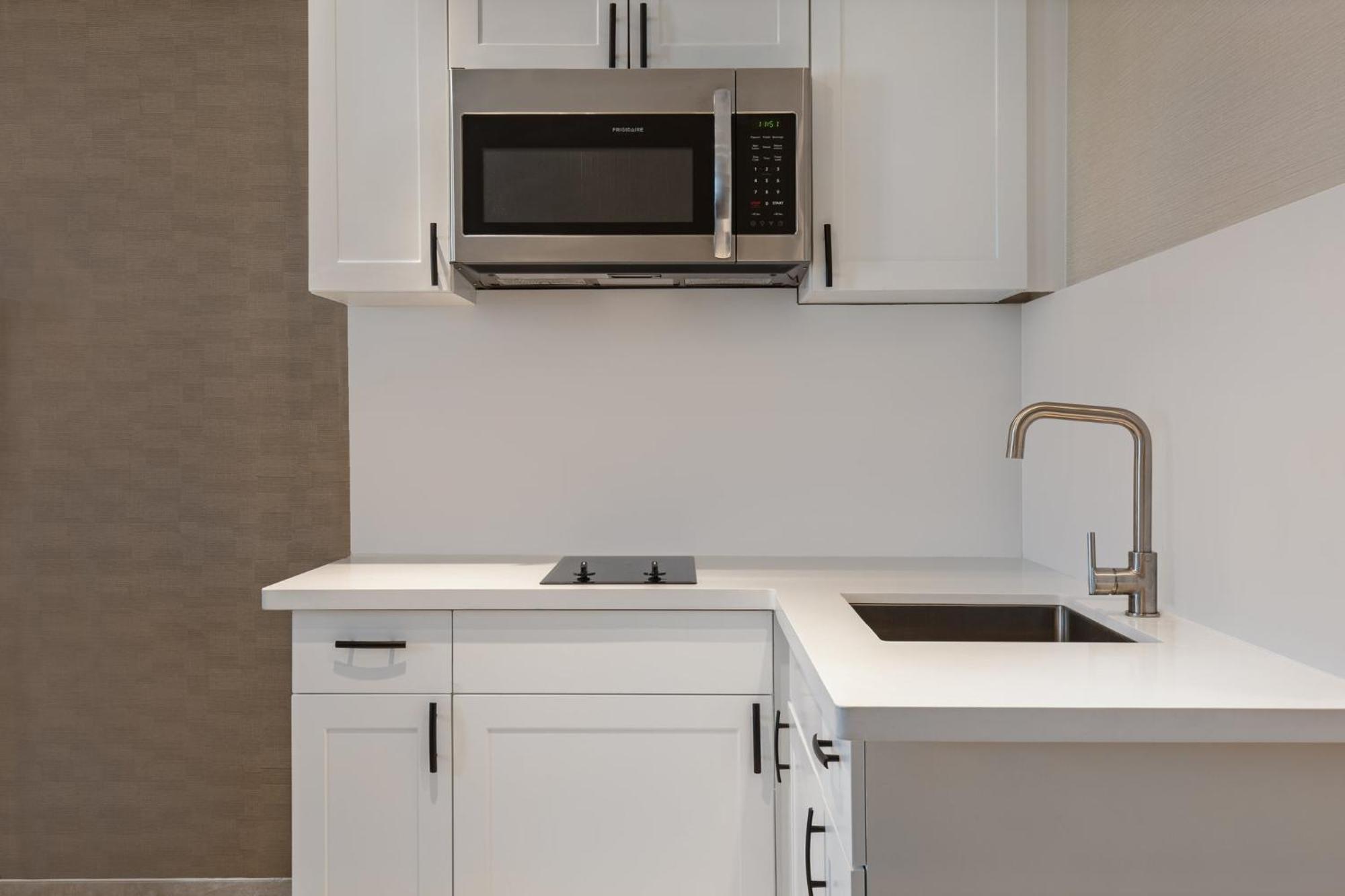 Holiday Inn Express Hotel & Suites Barrie By Ihg Kültér fotó