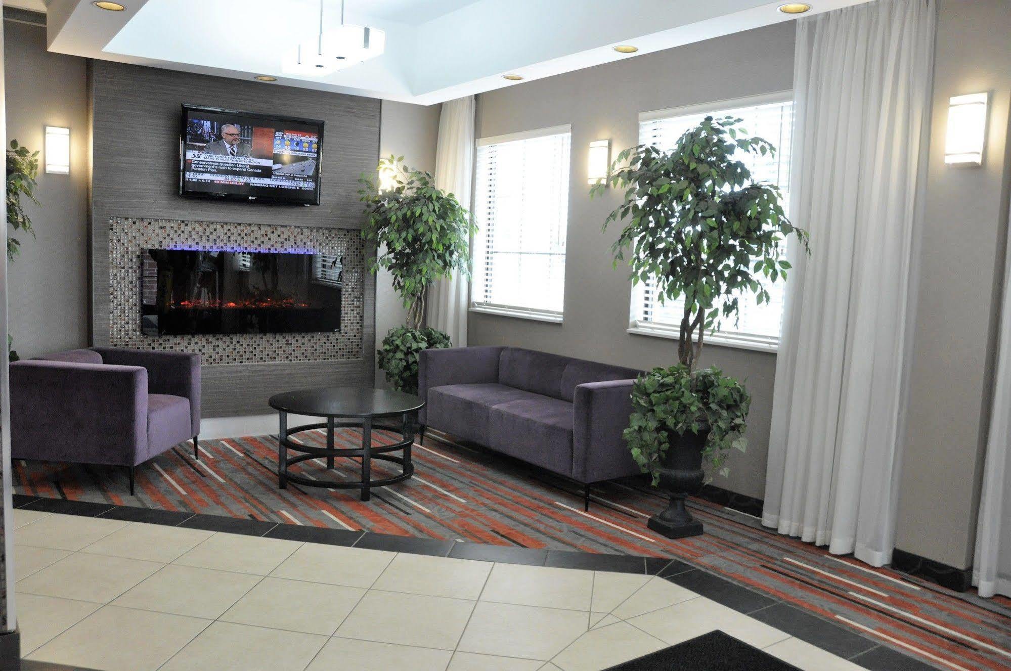 Holiday Inn Express Hotel & Suites Barrie By Ihg Kültér fotó