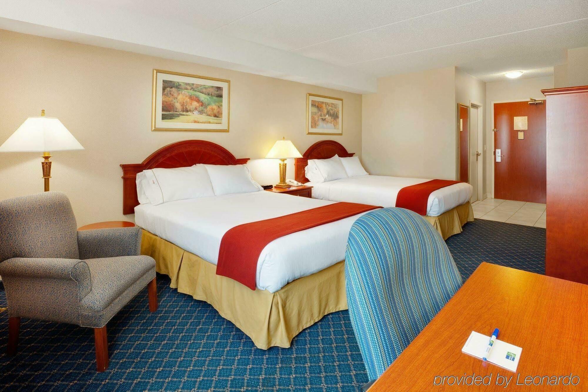 Holiday Inn Express Hotel & Suites Barrie By Ihg Kültér fotó