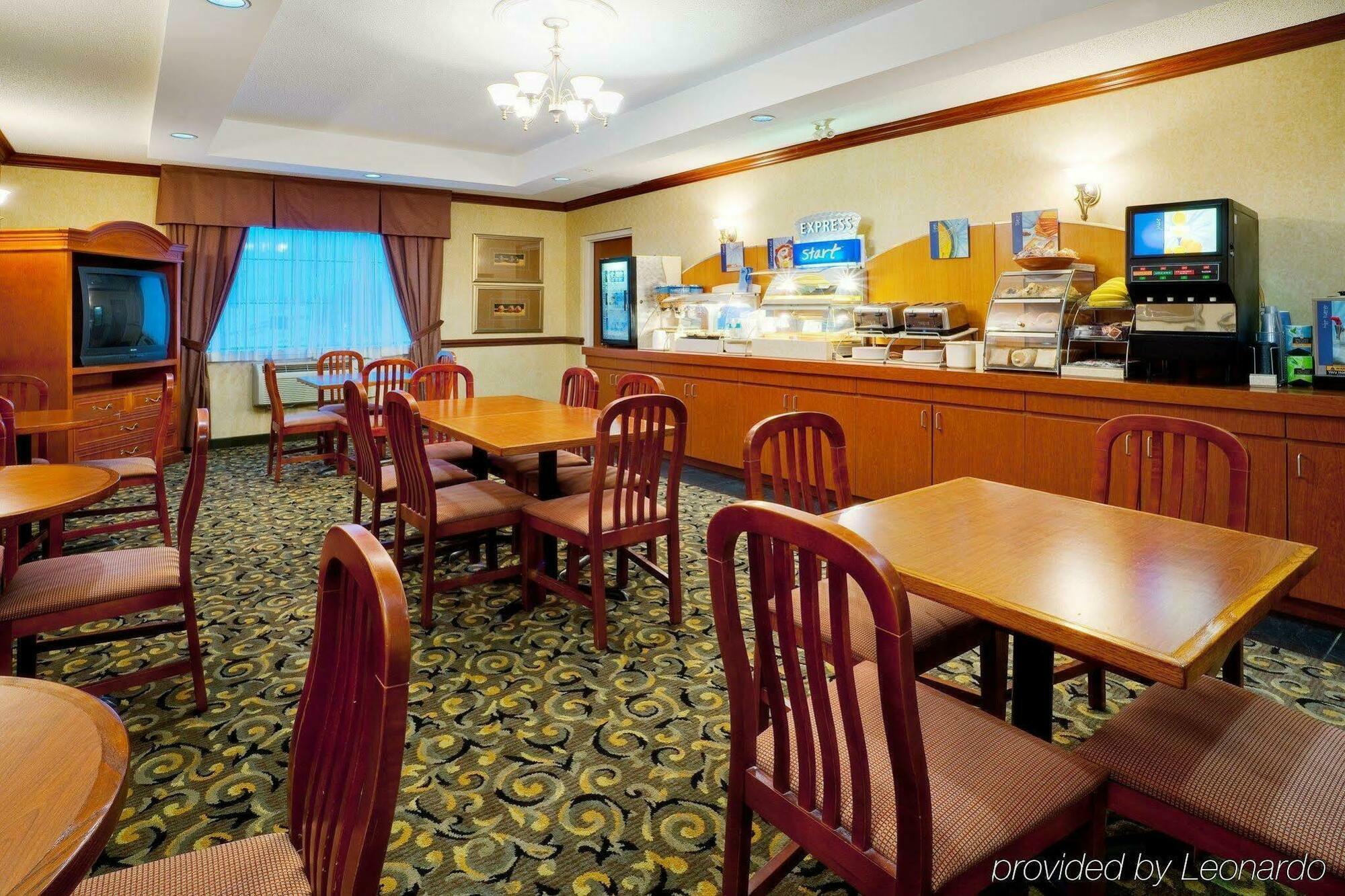 Holiday Inn Express Hotel & Suites Barrie By Ihg Kültér fotó